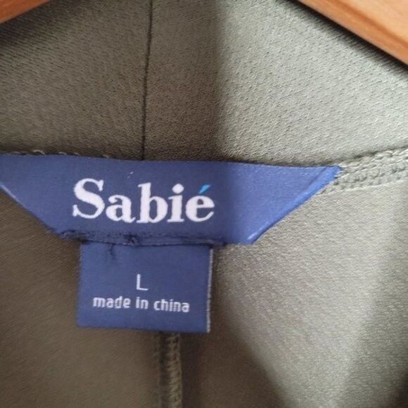 Sabie Midi Dress with Criss Cross Front – Size Large, Trendy Party Look - Picture 2 of 7